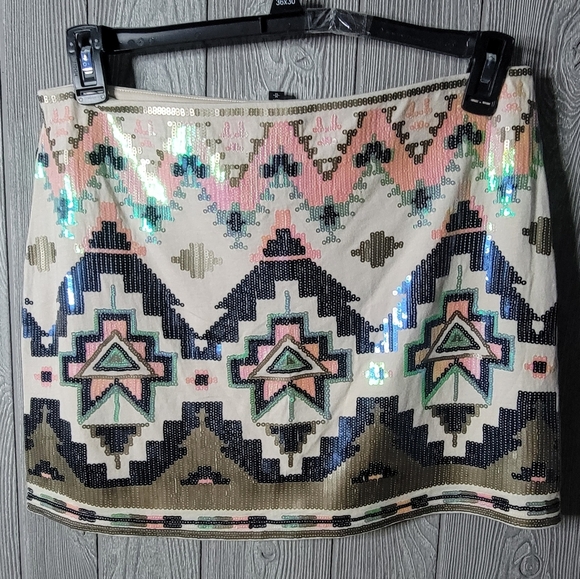 Express Multicolor Sequin Mini Skirt - Picture 3 of 4